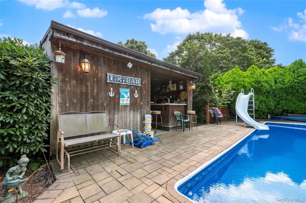 2473 New York Avenue Melville, NY 11747