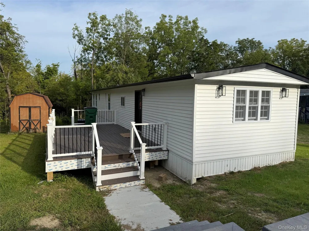 2 Walnut Park Lot 1 Lane Milton, NY 12547