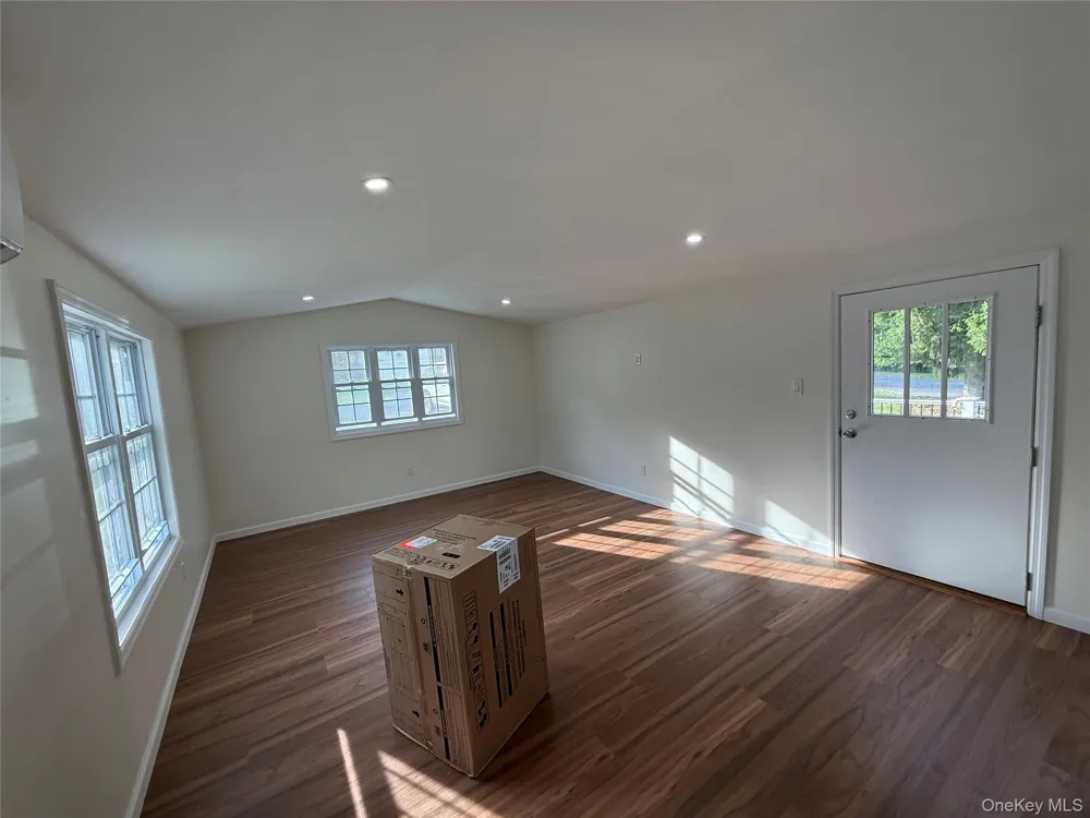 2 Walnut Park Lot 1 Lane Milton, NY 12547