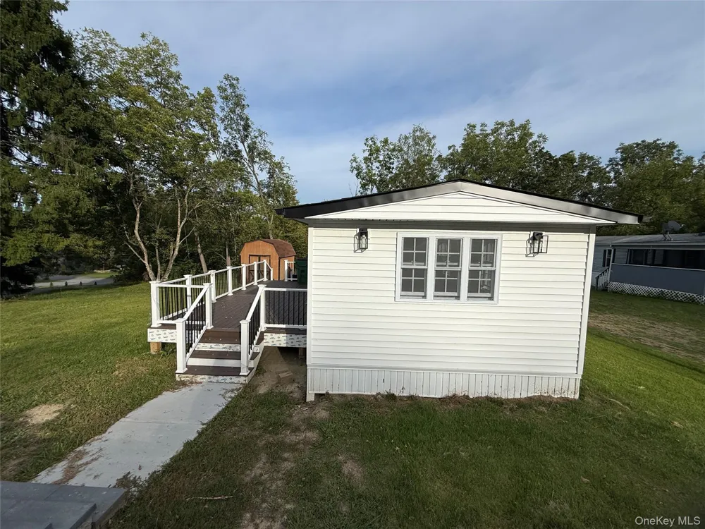 2 Walnut Park Lot 1 Lane Milton, NY 12547