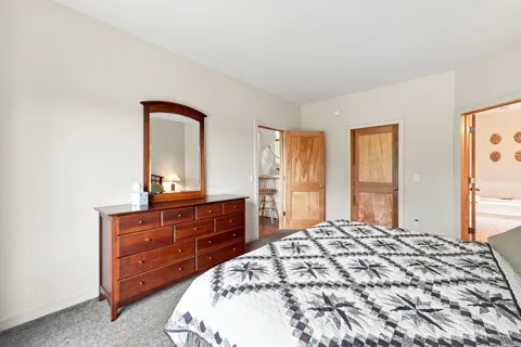 2415 Troon South