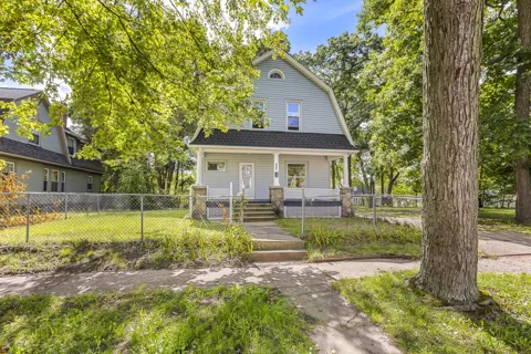 149 Oaklawn Avenue
