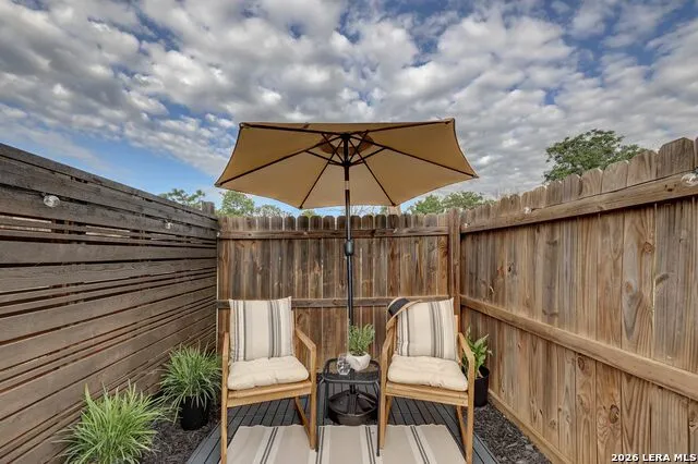 903 FRONT ST Comfort, TX 78013