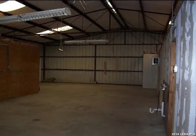 2544 State Highway 97 Floresville, TX 78114