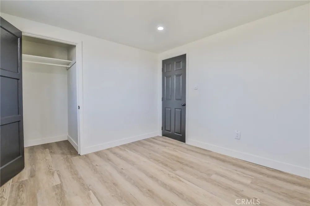 10545 54th Jurupa Valley, CA 91752