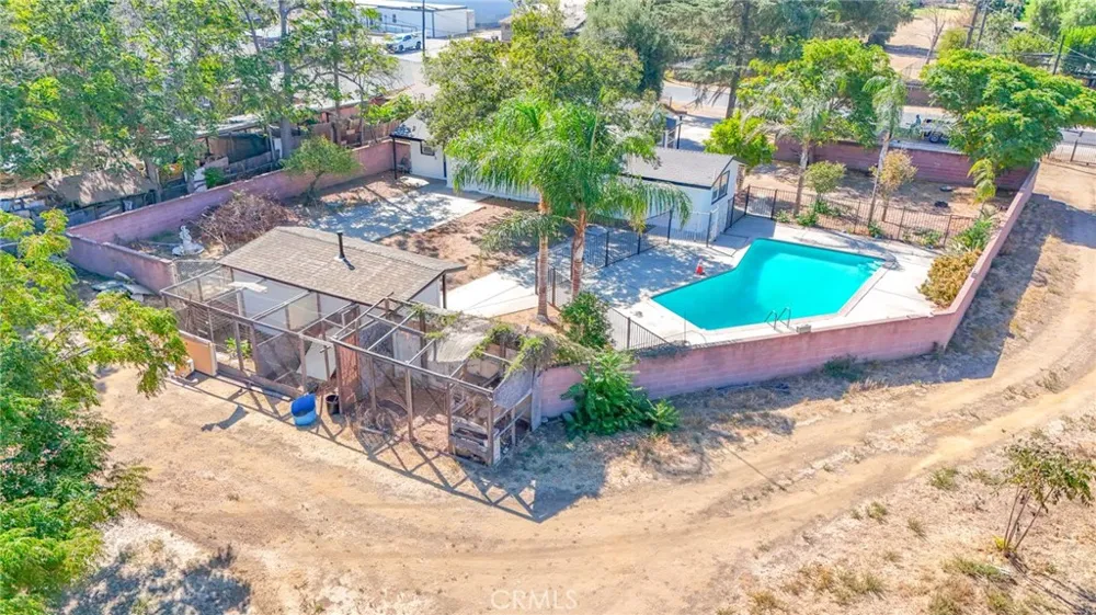 10545 54th Jurupa Valley, CA 91752