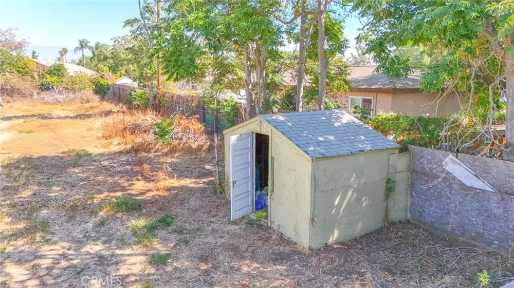 10545 54th Jurupa Valley, CA 91752