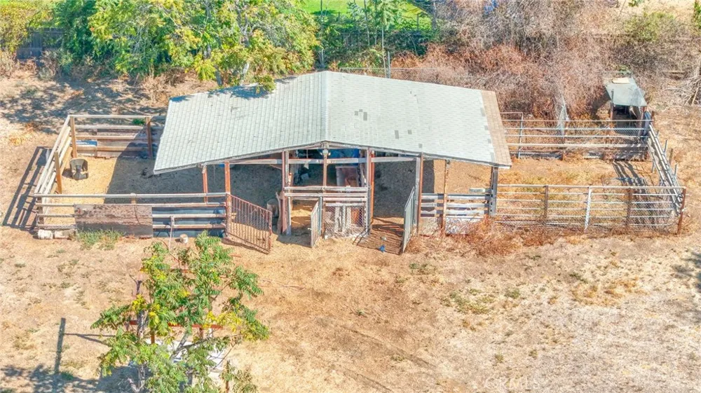 10545 54th Jurupa Valley, CA 91752