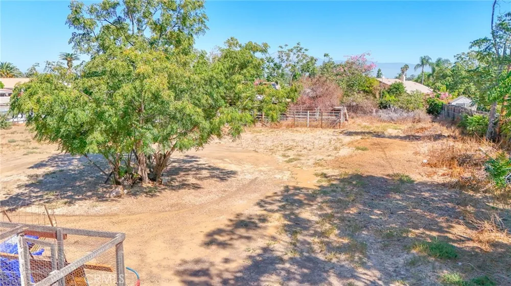 10545 54th Jurupa Valley, CA 91752