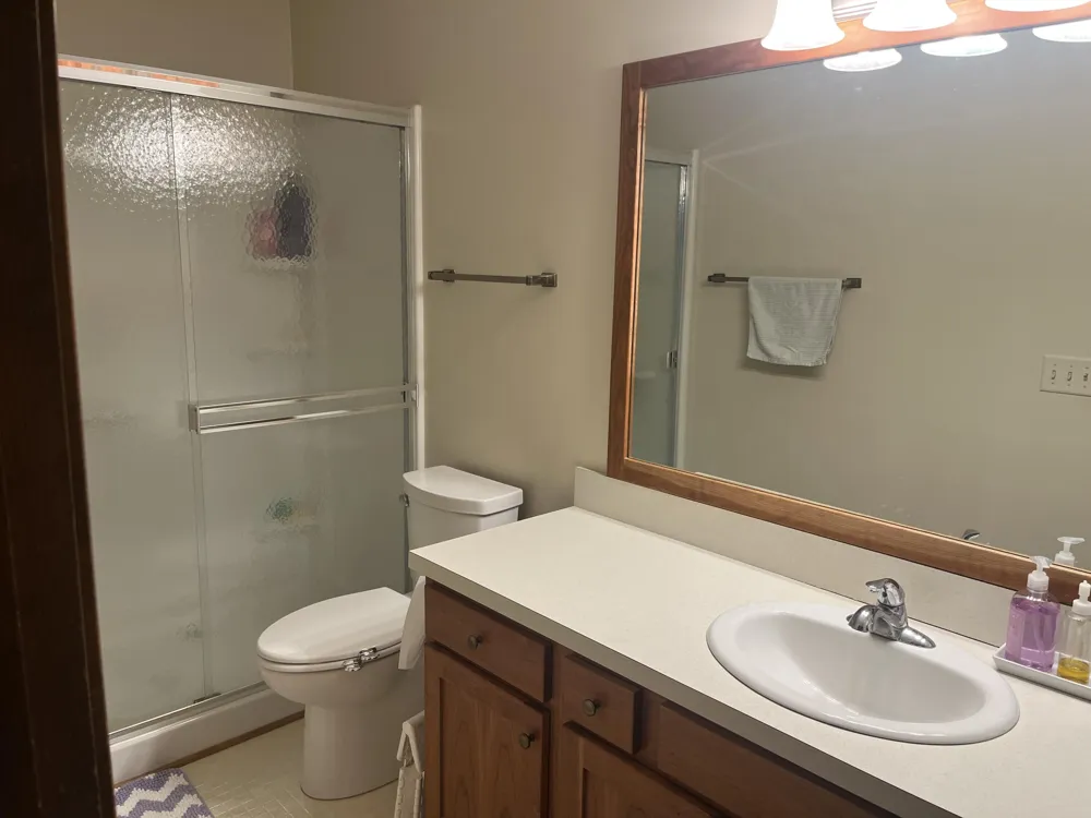 602 Maple Creek Drive Holland, MI 49423