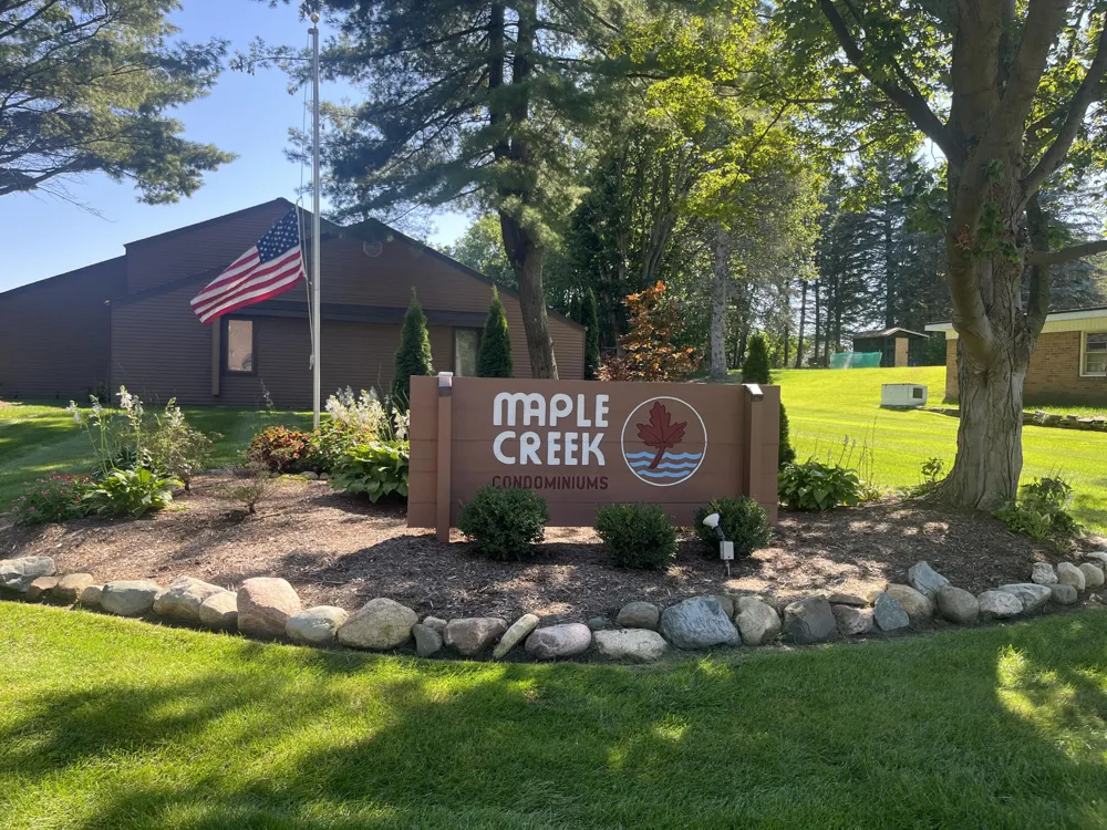 602 Maple Creek Drive Holland, MI 49423