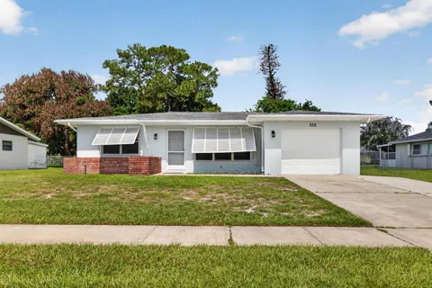 732 SW RAVENSWOOD LANE
