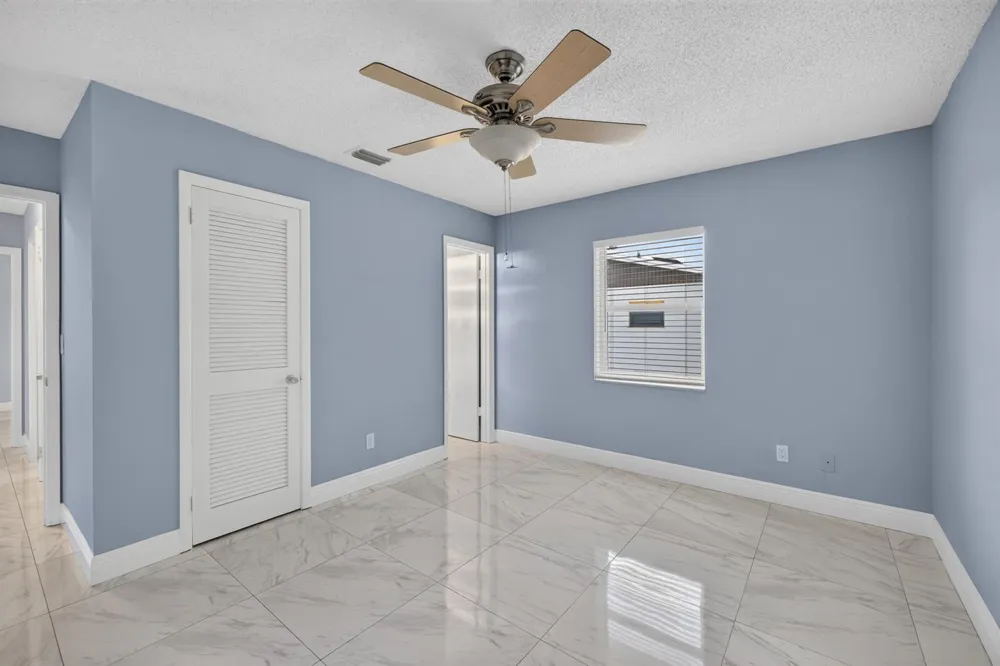 732 SW RAVENSWOOD LANE Port St. Lucie, FL 34983
