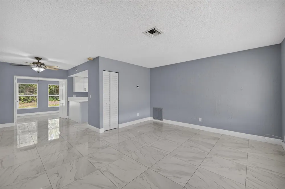 732 SW RAVENSWOOD LANE Port St. Lucie, FL 34983