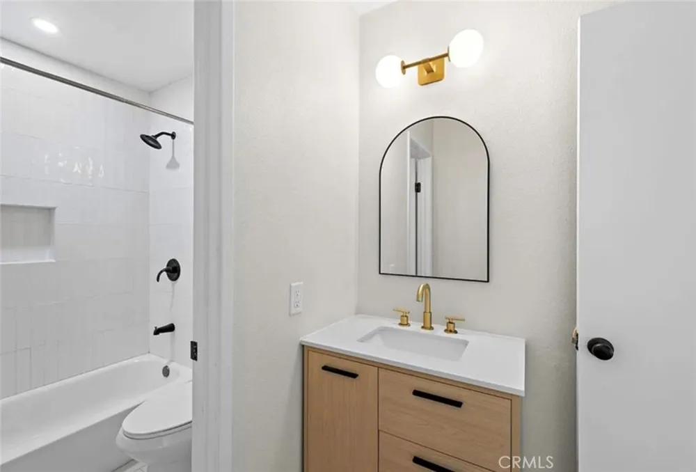 6679 Linda Vista Unit #9 San Diego, CA 92111