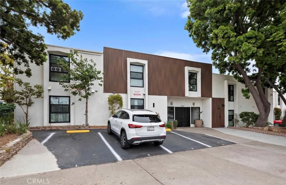 6679 Linda Vista Unit #9 San Diego, CA 92111