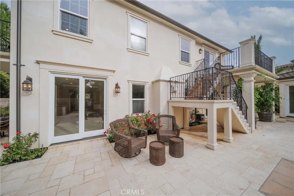 51 Cunningham Irvine, CA 92618