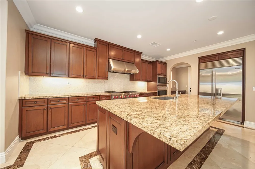 51 Cunningham Irvine, CA 92618