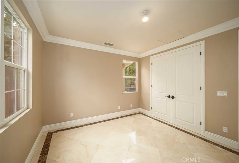 51 Cunningham Irvine, CA 92618