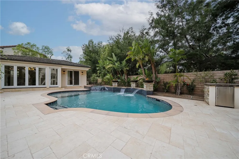 51 Cunningham Irvine, CA 92618