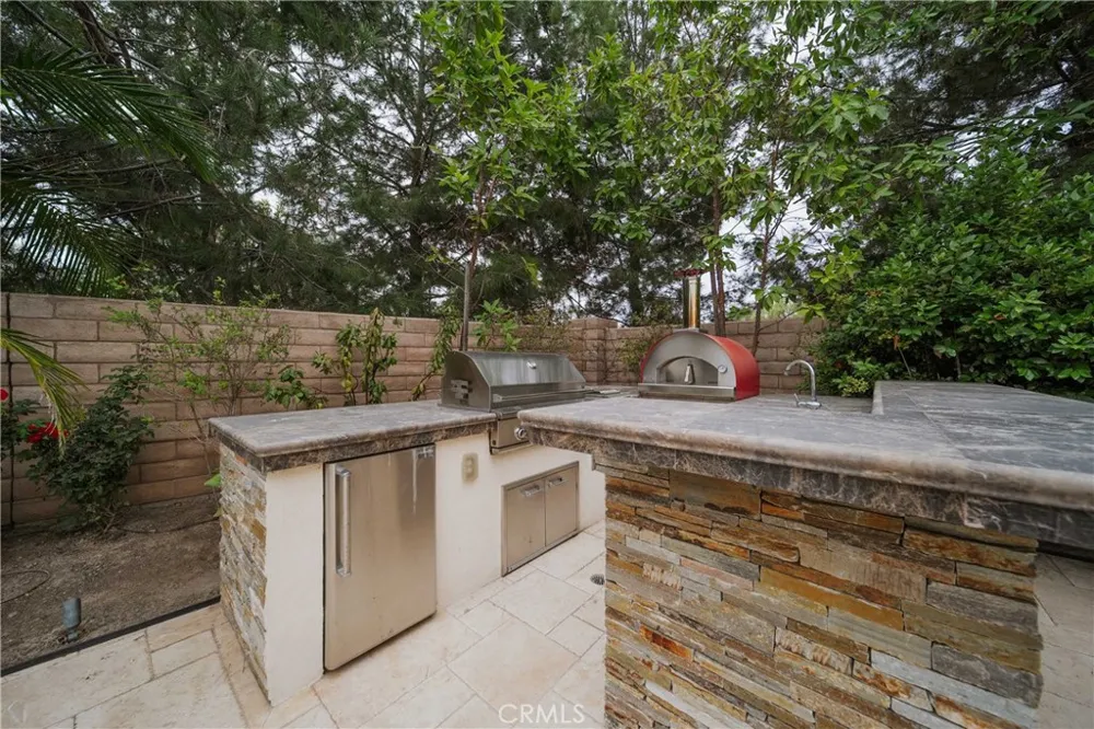 51 Cunningham Irvine, CA 92618