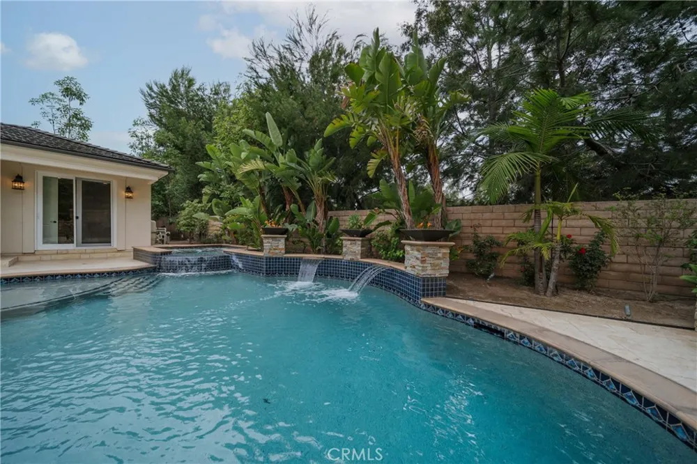51 Cunningham Irvine, CA 92618