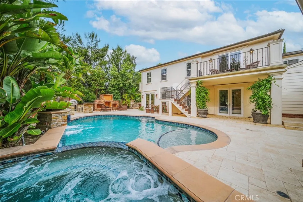 51 Cunningham Irvine, CA 92618