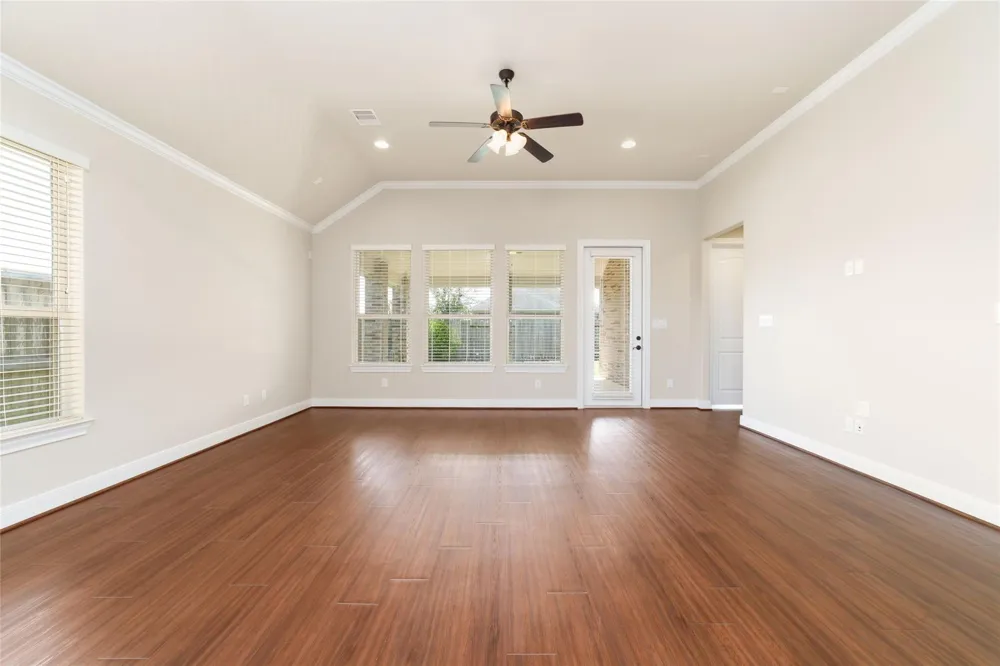 5503 Keystone Bay Court Fulshear, TX 77441