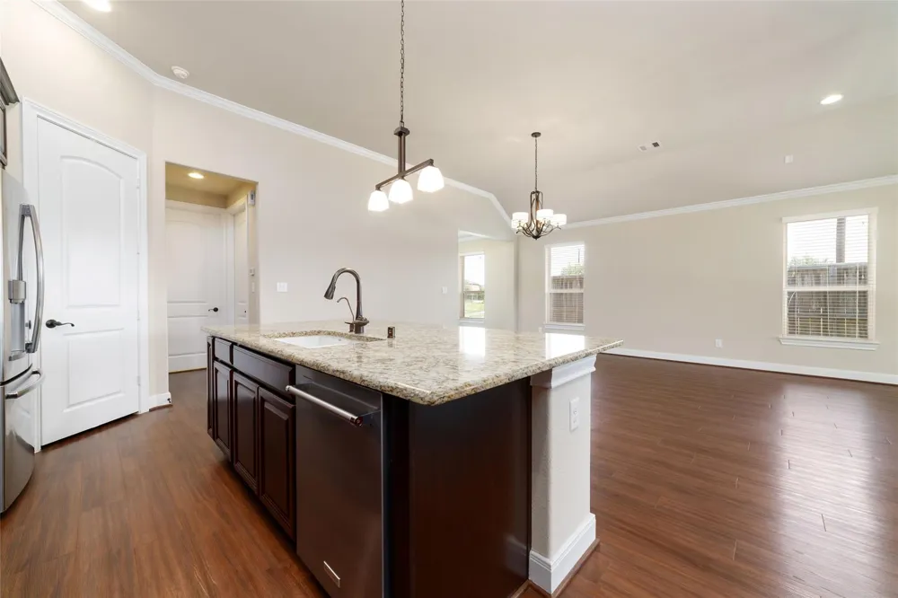 5503 Keystone Bay Court Fulshear, TX 77441
