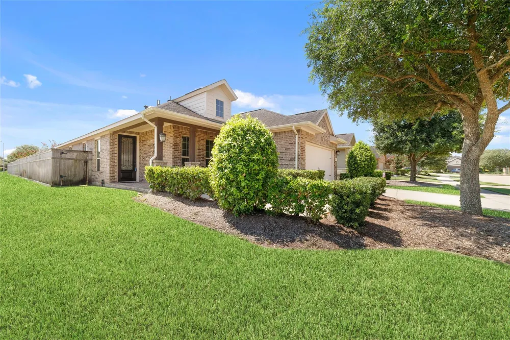 5503 Keystone Bay Court Fulshear, TX 77441