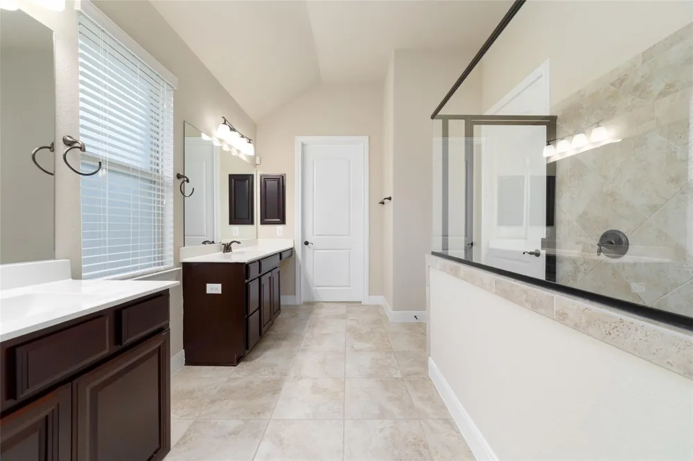 5503 Keystone Bay Court Fulshear, TX 77441