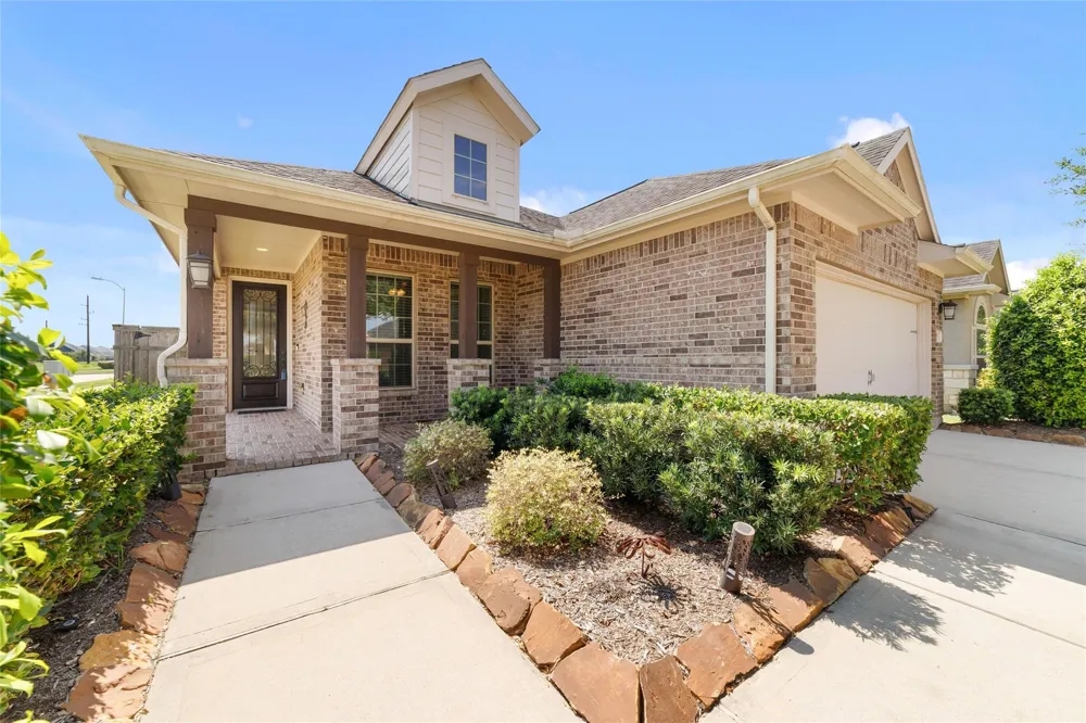 5503 Keystone Bay Court Fulshear, TX 77441
