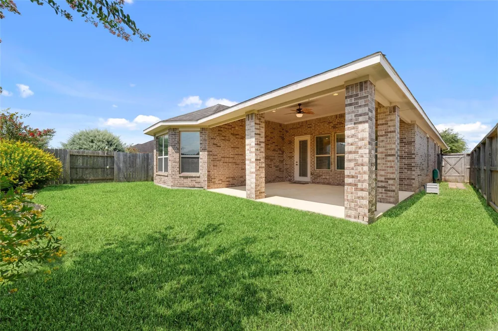 5503 Keystone Bay Court Fulshear, TX 77441