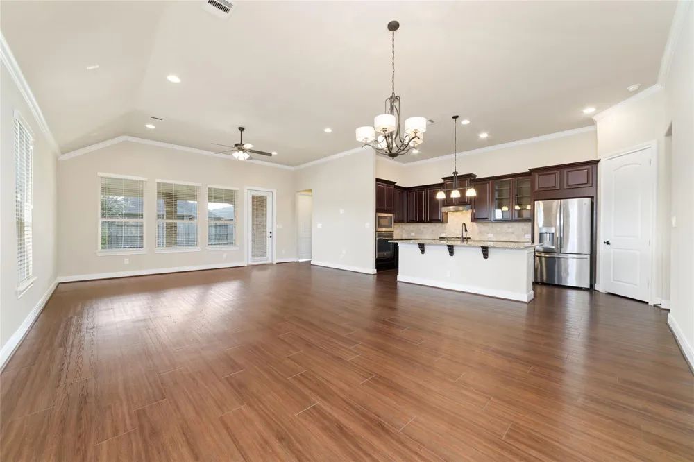 5503 Keystone Bay Court Fulshear, TX 77441