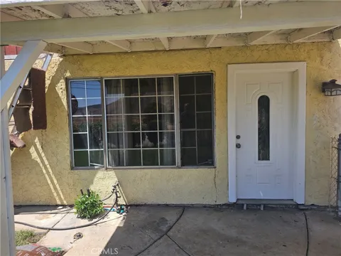 785 W Westward