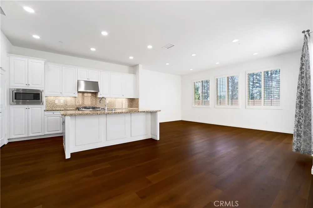 350 Catalina Brea, CA 92821