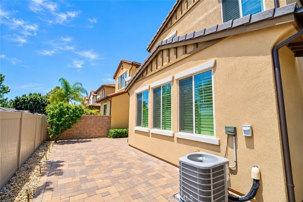 350 Catalina Brea, CA 92821