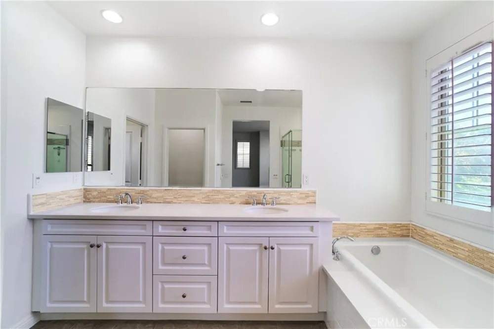 350 Catalina Brea, CA 92821