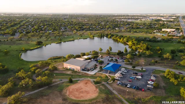 8831 Five Palms Dr San Antonio, TX 78242