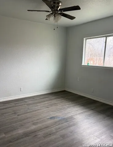 8831 Five Palms Dr San Antonio, TX 78242