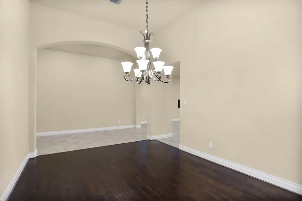 6707 Miller Shadow Lane Sugar Land, TX 77479