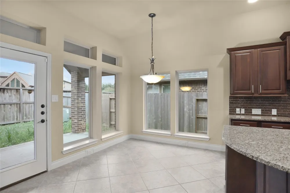 6707 Miller Shadow Lane Sugar Land, TX 77479