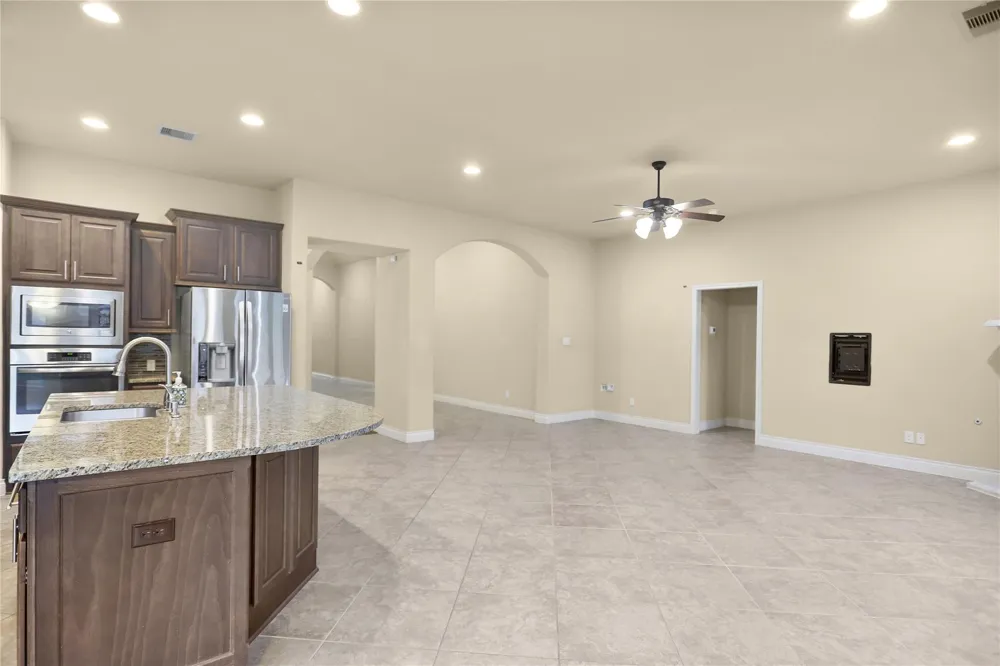 6707 Miller Shadow Lane Sugar Land, TX 77479