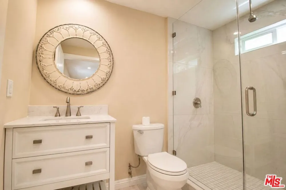 487 S Sherbourne Drive ##1 Los Angeles, CA 90048