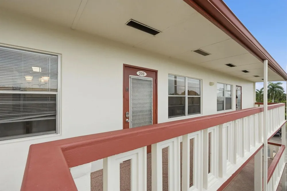 209 Brighton E Boca Raton, FL 33434