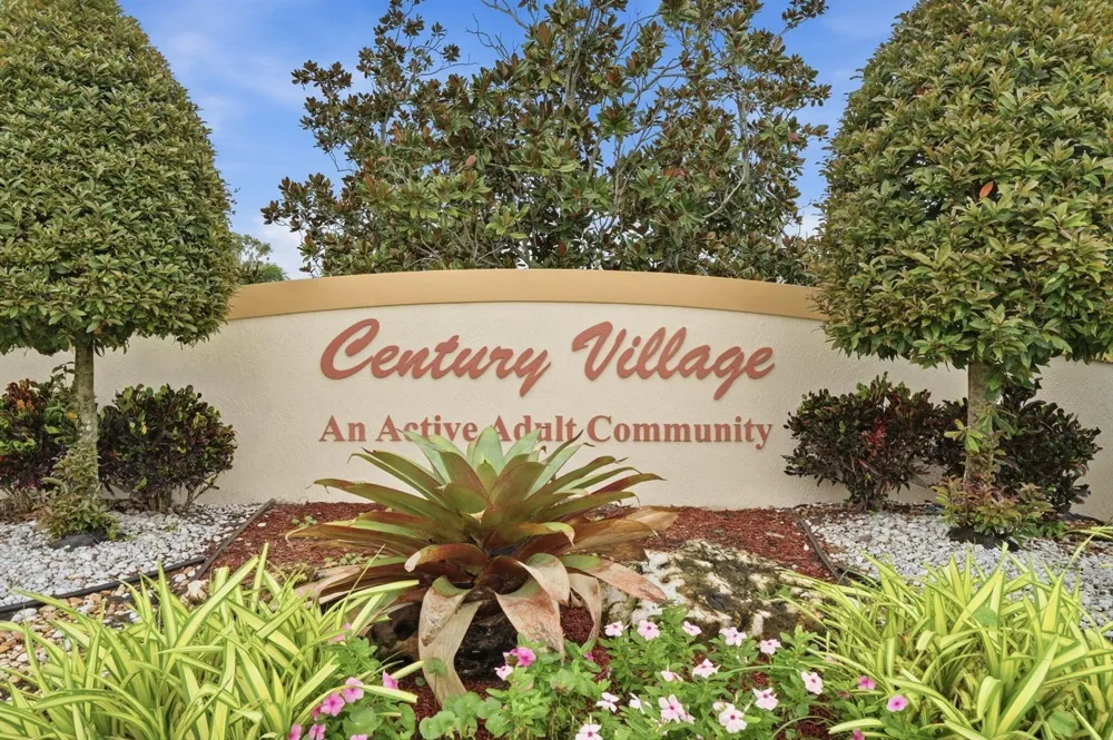 209 Brighton E Boca Raton, FL 33434
