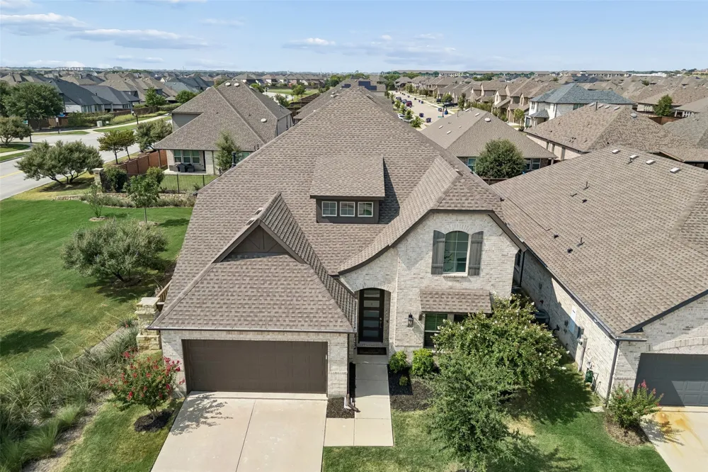621 Hummingbird Drive Celina, TX 75009