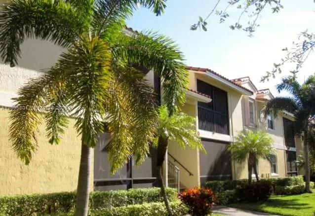 1237 SW 46th Ave #811 Pompano Beach, FL 33069