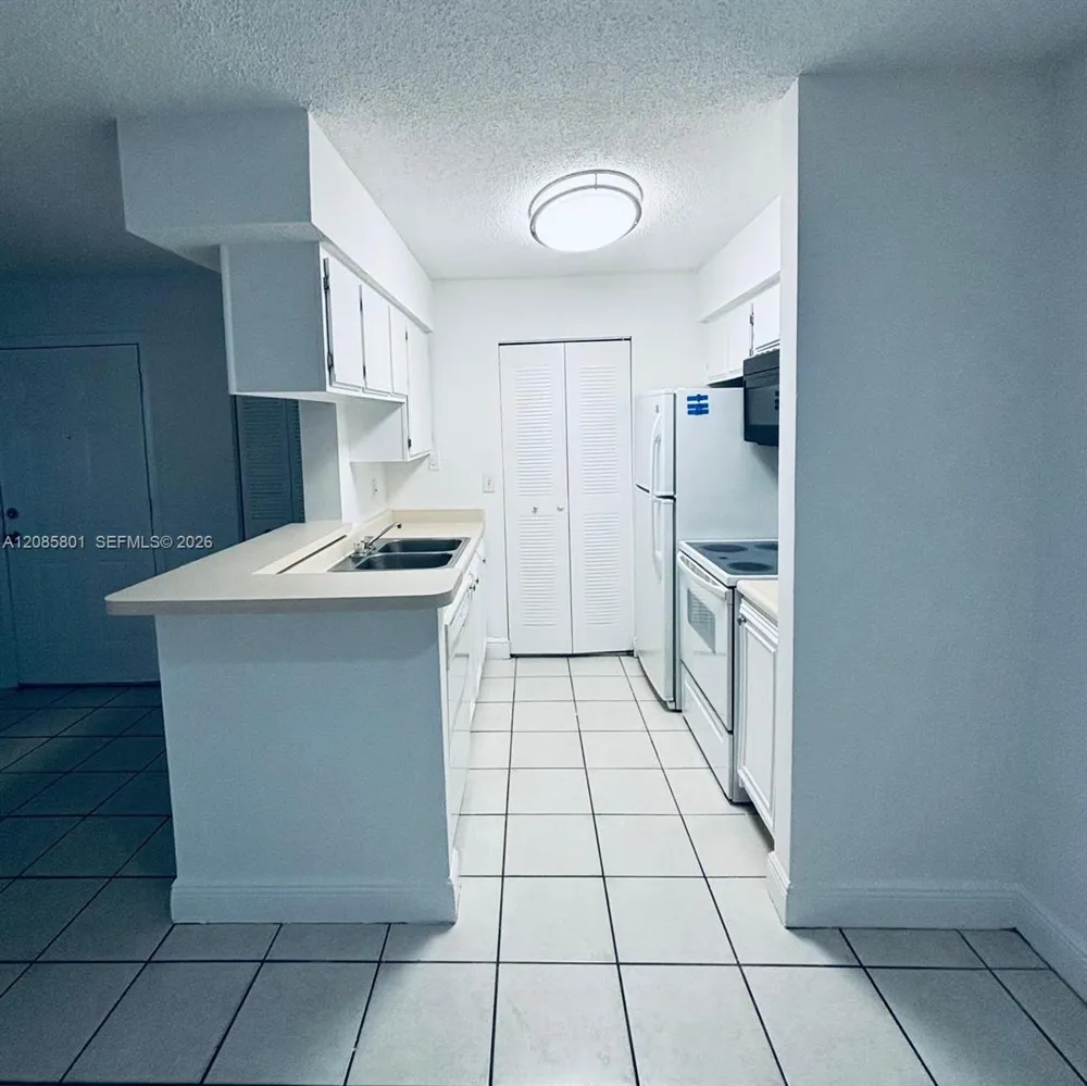 1237 SW 46th Ave #811 Pompano Beach, FL 33069