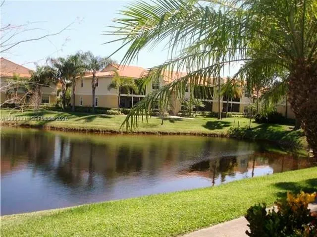 1237 SW 46th Ave #811 Pompano Beach, FL 33069